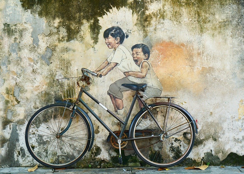 Perchè andare in Bicicletta fa bene (fonte pixabay - Engin_Akyurt)