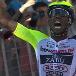 Girmay regala la prima volta al Giro di un africano di “colore”