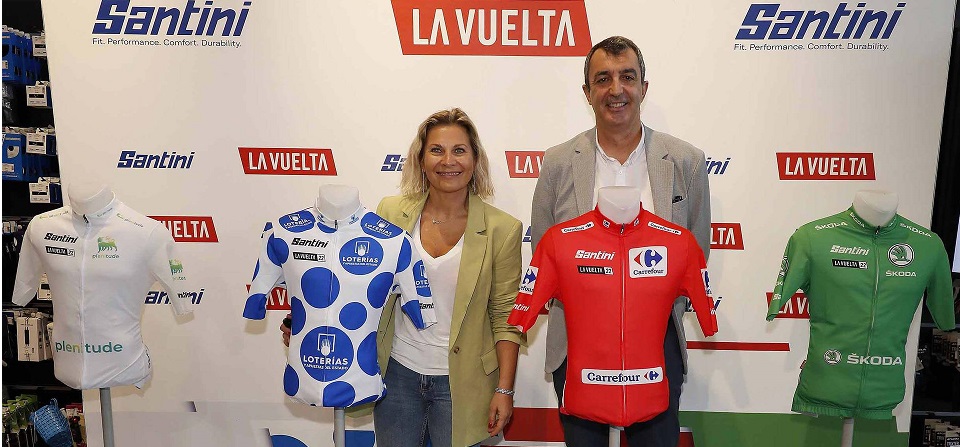 Monica Santini, CEO Santini Cycling Wear and Javier Guillén, General Director of La Vuelta Photo credit: Sprint Cycling