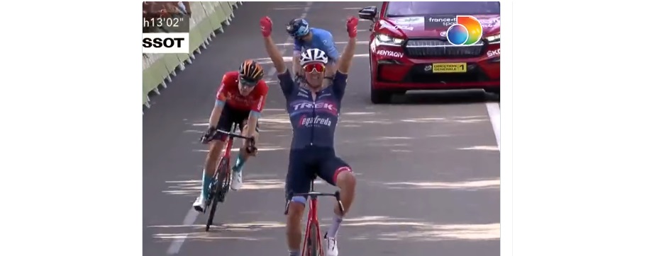 Mads Pedersen vince la tredicesima frazione del Tour de France