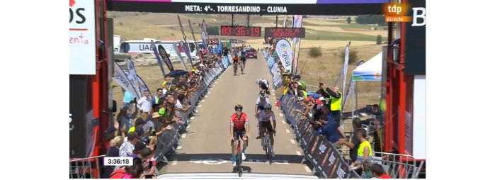 Matevz Govekar della Bahrain-Victorious conquista la vittoria nella quarta tappa della Vuelta a Burgos 2022