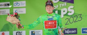 Tao Geoghegan Hart celebrating on the Tour of the Alps final podium (Credits: Svoboda).