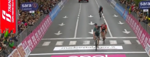 Nico Den vittoria la dodicesima tappa del Giro