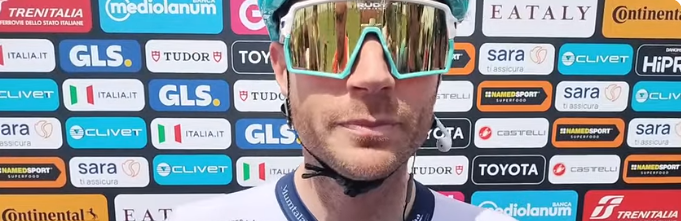 Damiano Caruso cade al Giro 2024